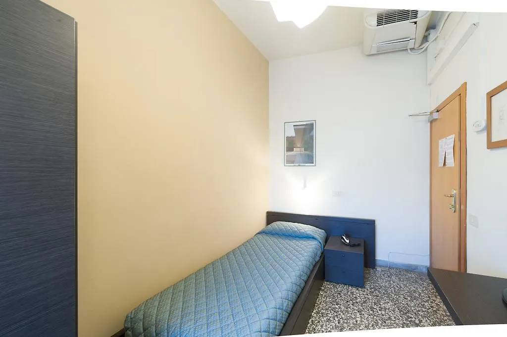 Hotel Moderno Pisa