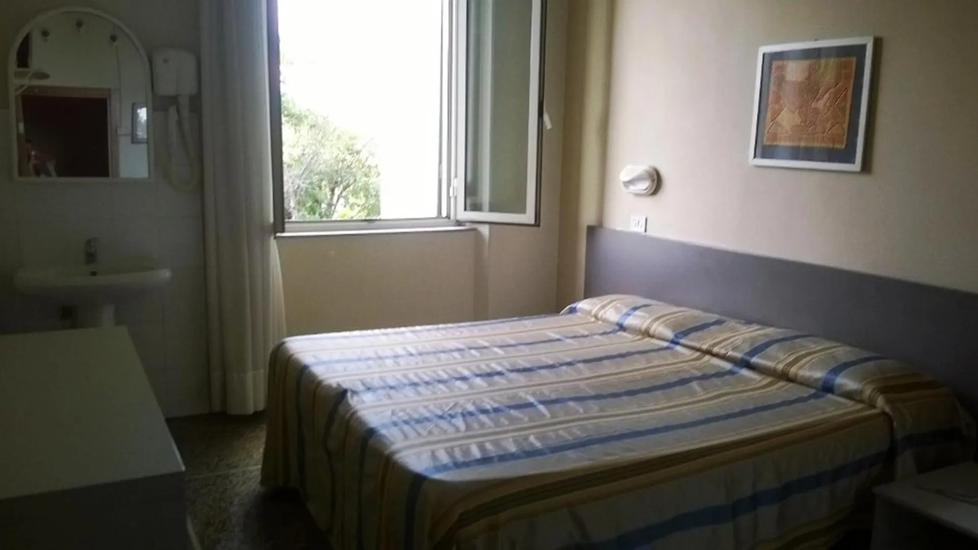 Hotel Moderno location
