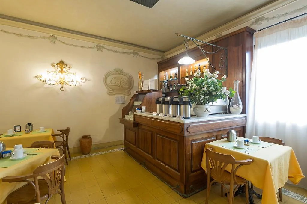 Hotel Moderno Pisa