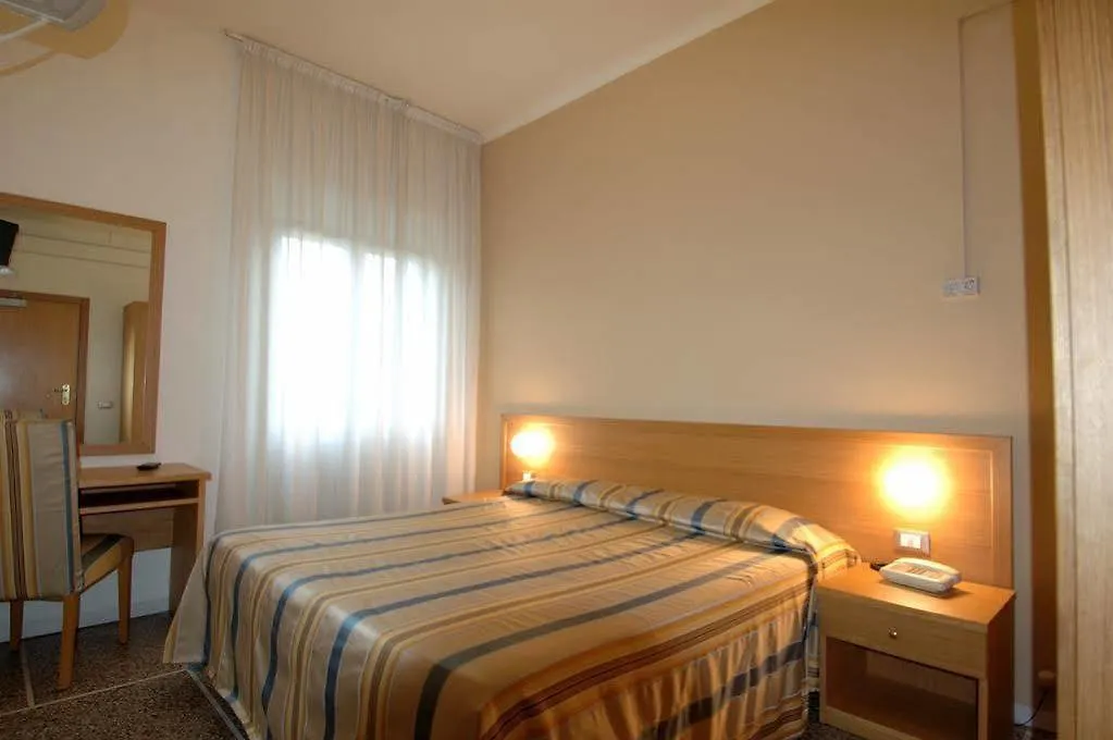Hotel Moderno Pisa