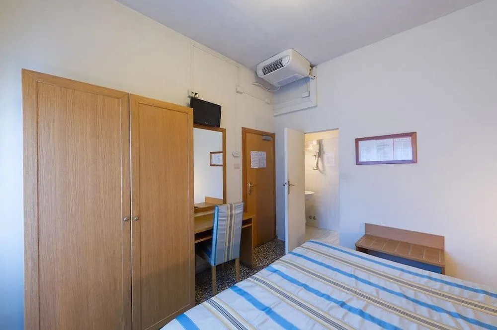 Hotel Moderno Pisa