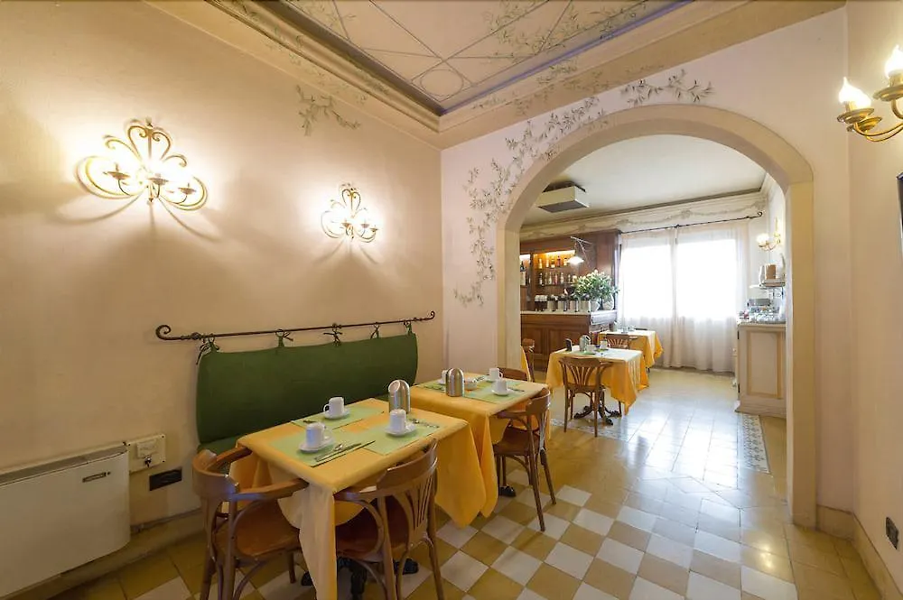 Hotel Moderno Pisa