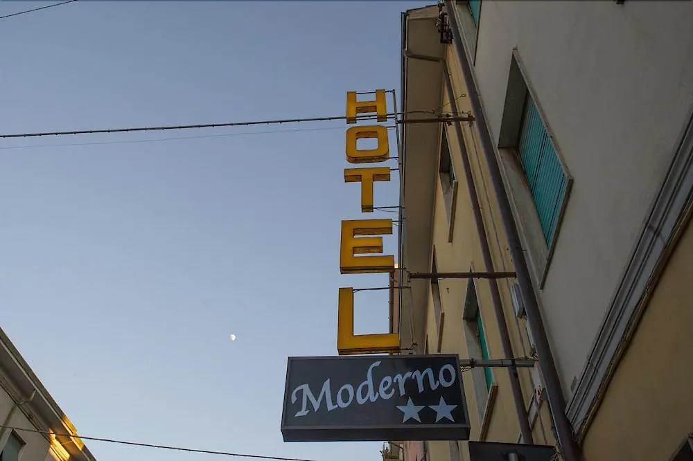 Hotel Moderno Pisa
